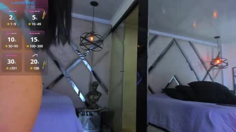 ---Leah-- online show from 4, 2, 2025