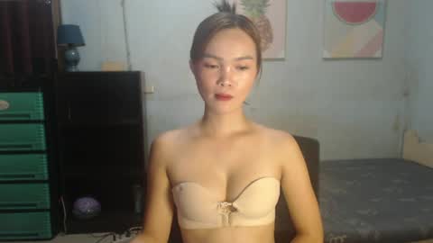 leah_fucker online show from 30, 3, 2026