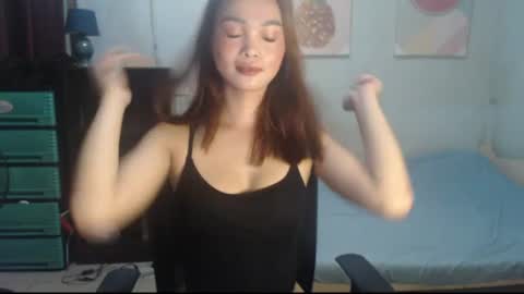 leah_fucker online show from 17, 6, 2026