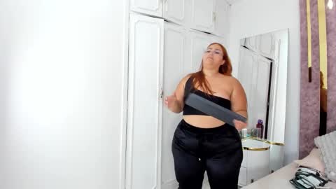 Leah  online show from 5, 3, 2025