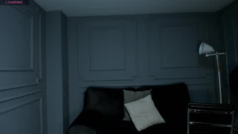 Snapshot of leahnovac chatting on 9, 10, 2025 leahnovac online show from 9, 10, 2025