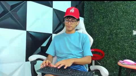 Snapshot of leam_1 chatting on 11, 3, 2026 leam_1 online show from 11, 3, 2026