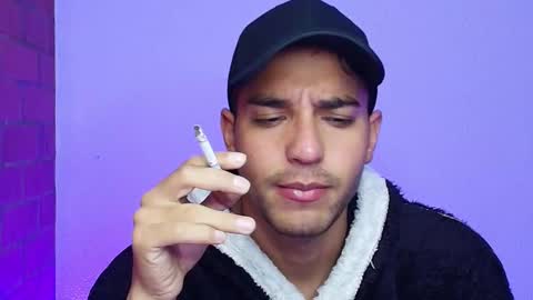 Leandro online show from 8, 1, 2025