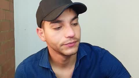 Leandro online show from 8, 1, 2025