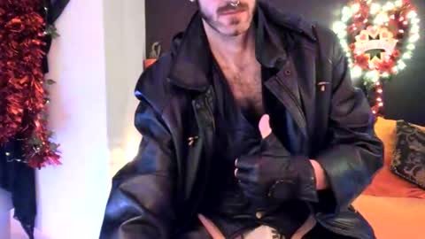leatherdude69 online show from 12, 2, 2025