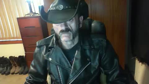 leathergreaser online show from 27, 4, 2026