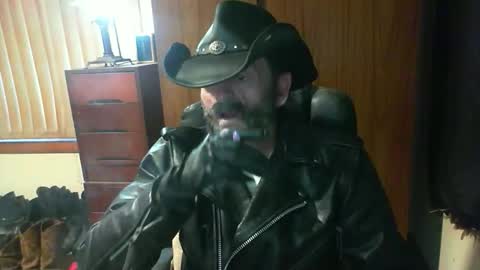 leathergreaser online show from 6, 6, 2026