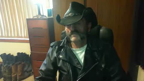 leathergreaser online show from 11, 6, 2026