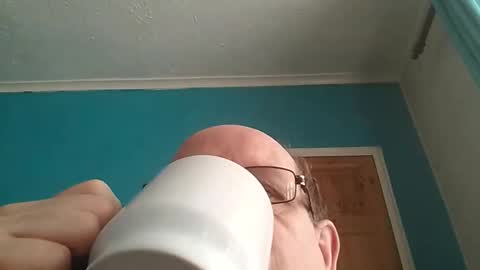 leatherpants68 online show from 14, 4, 2026