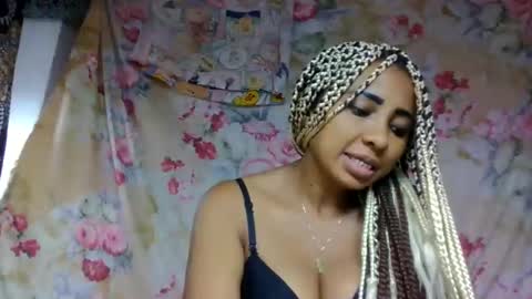 leatianaa online show from 24, 5, 2026