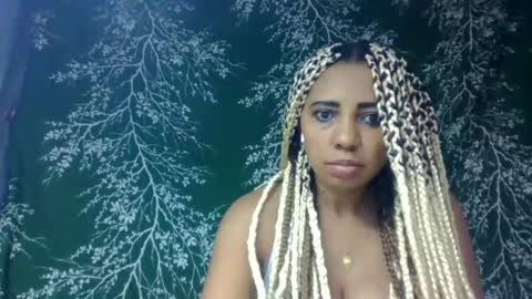 leatianaa online show from 26, 6, 2026