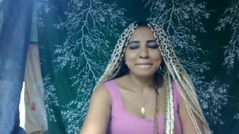 leatianaa online show from 28, 6, 2026