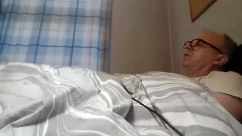 Snapshot of lechertachatte4444 chatting on 8, 1, 2025 lechertachatte4444 online show from 8, 1, 2025