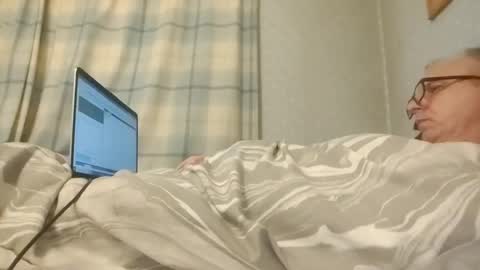 Snapshot of lechertachatte4444 chatting on 26, 1, 2025 lechertachatte4444 online show from 26, 1, 2025