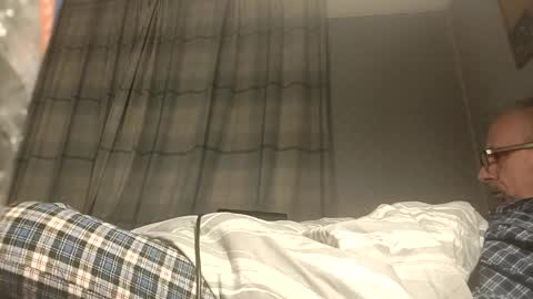 Snapshot of lechertachatte4444 chatting on 19, 10, 2025 lechertachatte4444 online show from 19, 10, 2025