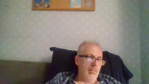 Snapshot of lechertachatte4444 chatting on 12, 11, 2025 lechertachatte4444 online show from 12, 11, 2025