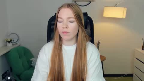 Lilly online show from 23, 11, 2025