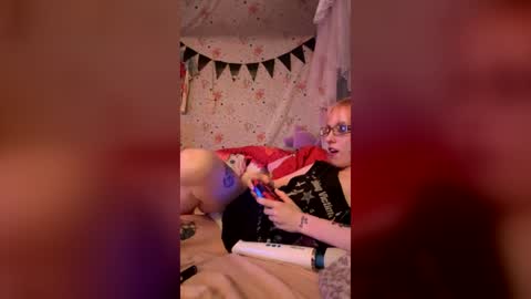 Snapshot of leeloo827944 chatting on 4, 7, 2026 alleycat online show from 4, 7, 2026