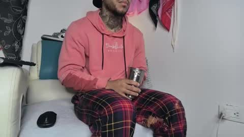 Snapshot of leenar_key chatting on 19, 2, 2025 leenar_key online show from 19, 2, 2025