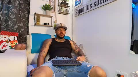 Snapshot of leenar_key chatting on 13, 10, 2025 leenar_key online show from 13, 10, 2025