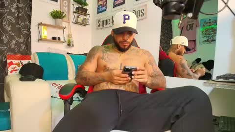 Snapshot of leenar_key chatting on 14, 11, 2025 leenar_key online show from 14, 11, 2025