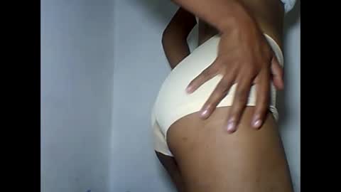 Snapshot of leeromi chatting on 28, 5, 2026 leeromi online show from 28, 5, 2026