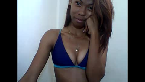 Snapshot of leeromi chatting on 8, 6, 2026 leeromi online show from 8, 6, 2026