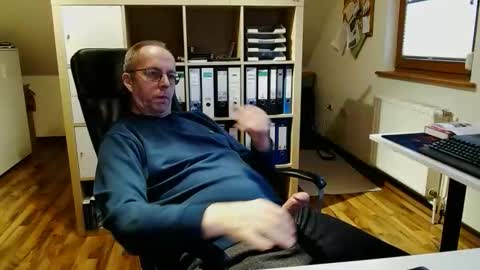 Snapshot of lefti27 chatting on 22, 2, 2026 Dave online show from 22, 2, 2026