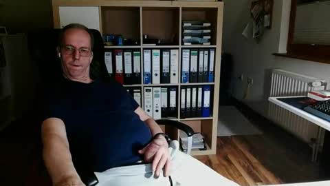 Snapshot of lefti27 chatting on 26, 2, 2026 Dave online show from 26, 2, 2026