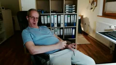 Snapshot of lefti27 chatting on 15, 3, 2026 Dave online show from 15, 3, 2026