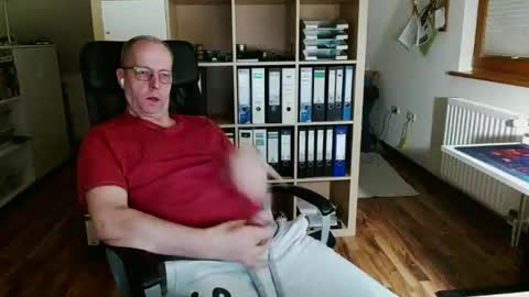 Snapshot of lefti27 chatting on 3, 4, 2026 Dave online show from 3, 4, 2026