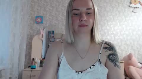 leggywily25 online show from 10, 3, 2025