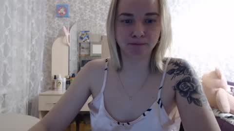 leggywily25 online show from 10, 3, 2025