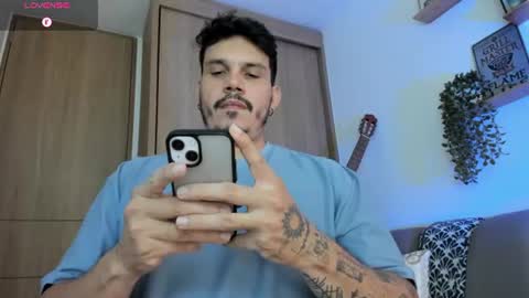 Alejandro online show from 23, 6, 2026