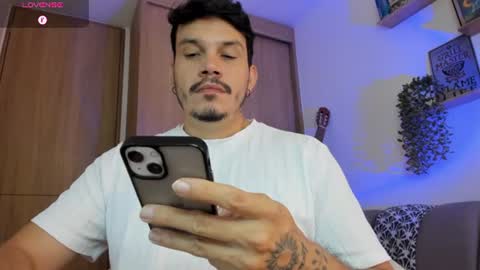 Alejandro online show from 12, 7, 2026