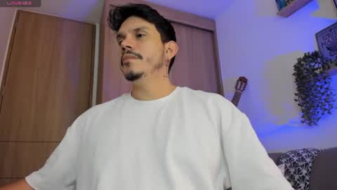 Alejandro online show from 15, 7, 2026