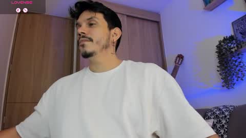 Alejandro online show from 18, 7, 2026