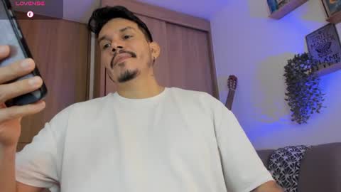 Alejandro online show from 21, 7, 2026