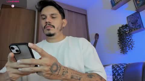 Alejandro online show from 25, 7, 2026