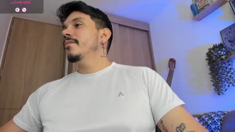 Alejandro online show from 3, 8, 2026