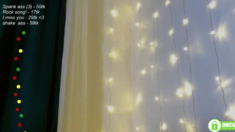 hey Im Leia and I love rock  online show from 9, 2, 2025