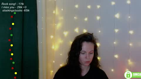 hey Im Leia and I love rock  online show from 8, 5, 2026