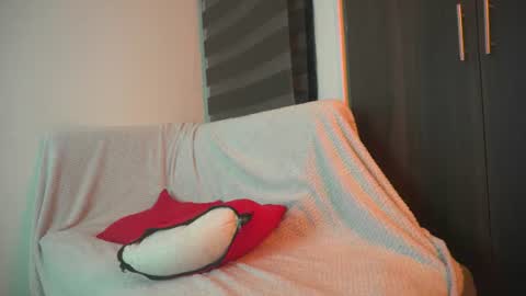 Snapshot of leiaah__ chatting on 9, 7, 2026 Leah online show from 9, 7, 2026
