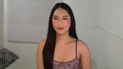 Snapshot of leighs_celine chatting on 2, 2, 2026 leighs_celine online show from 2, 2, 2026