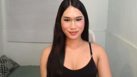 Snapshot of leighs_celine chatting on 27, 2, 2026 leighs_celine online show from 27, 2, 2026