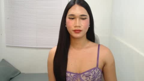 leighs_celine online show from 15, 4, 2026