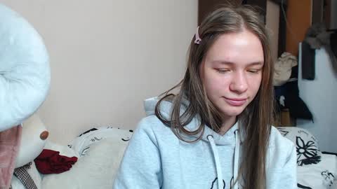 leila_bambi online show from 24, 12, 2024