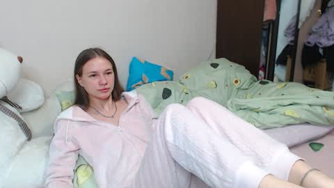 leila_bambi online show from 22, 1, 2025