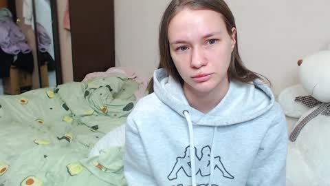 leila_bambi_ online show from 21, 1, 2025