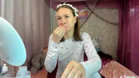leila_bambi_ online show from 28, 6, 2026